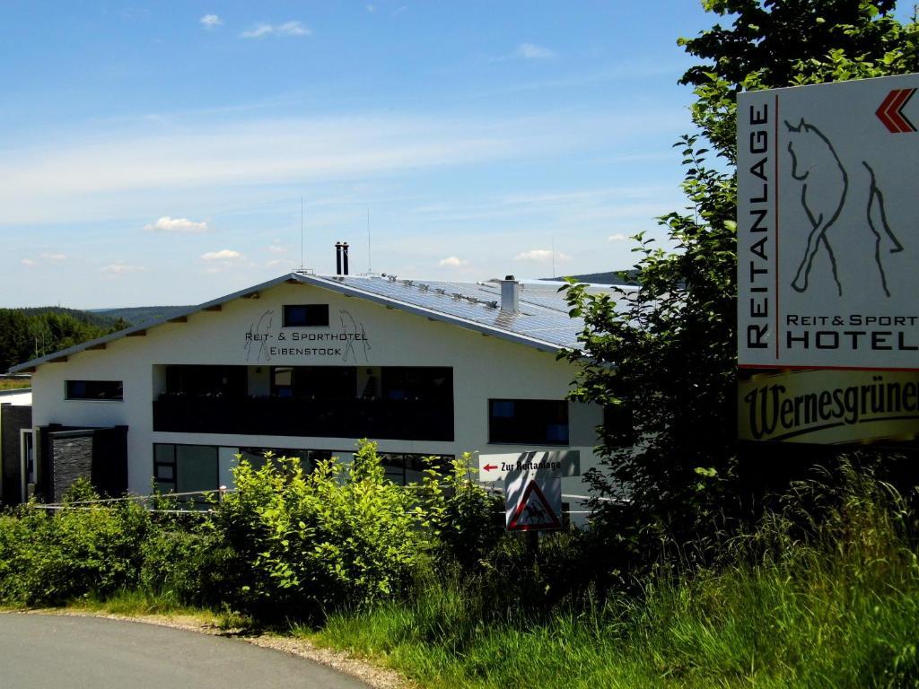Reit- Und Sporthotel Eibenstock Exterior photo